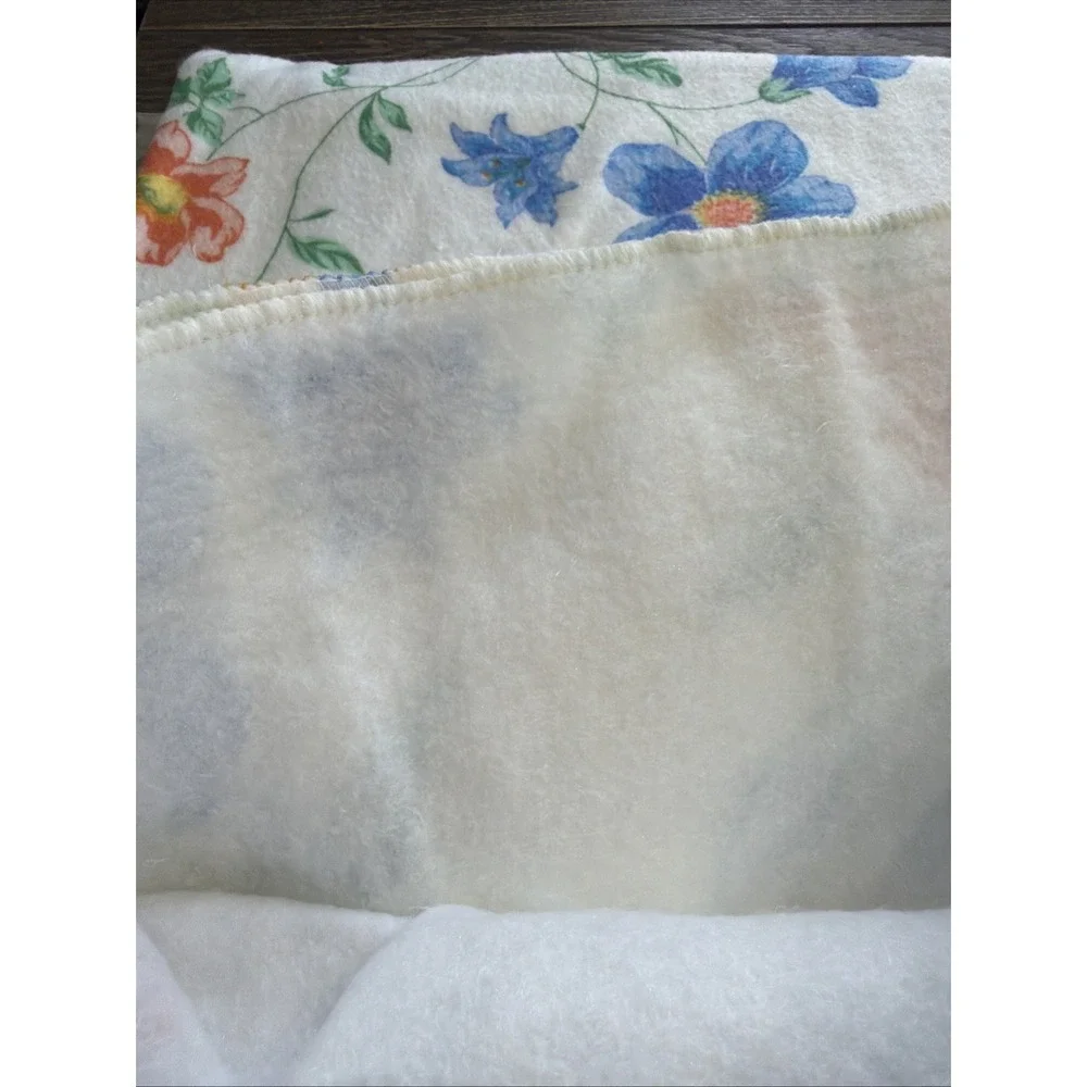 VTG 1980's Floral Jessica‎ Blanket Polyester 80X90 In Old Stock Gorgeous!